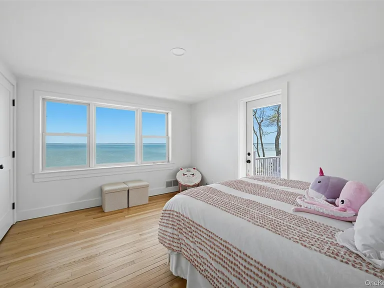 8908 Peconic Bay Blvd — Photo 11