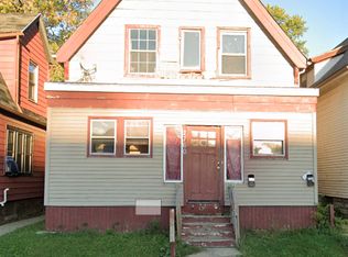 2760 N 35th St #A, Milwaukee, WI 53210