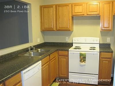 2nd image of 250 Bass Pond Glen Dr