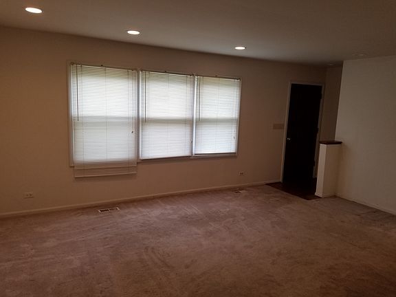 5th image of 21304 W Burr Oak Ln