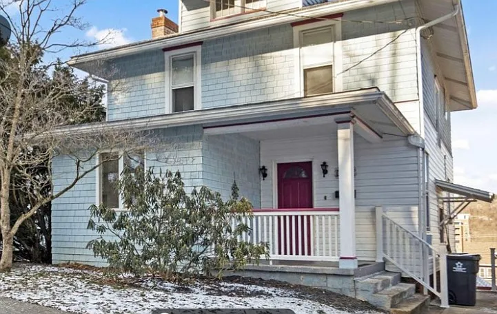 252 Waitman St — Photo 1