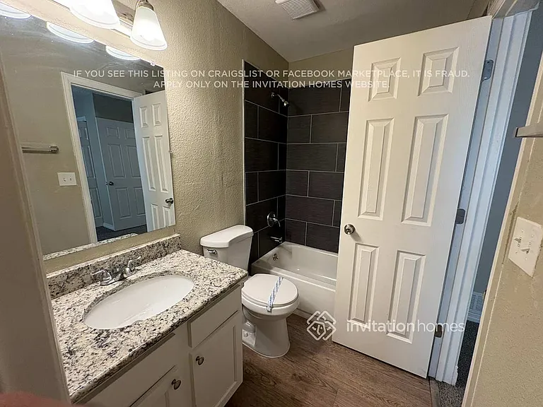 12052 Ivanhoe Cir — Photo 13
