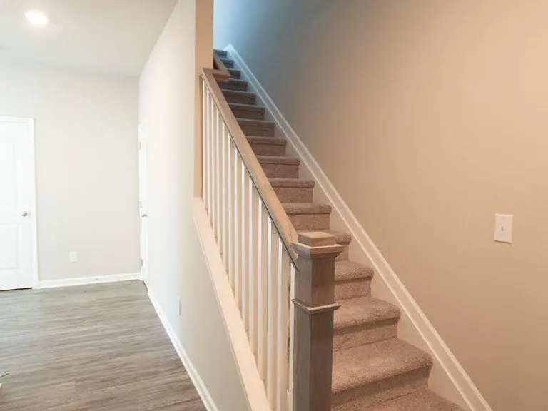 128 Briarwood Dr — Photo 4