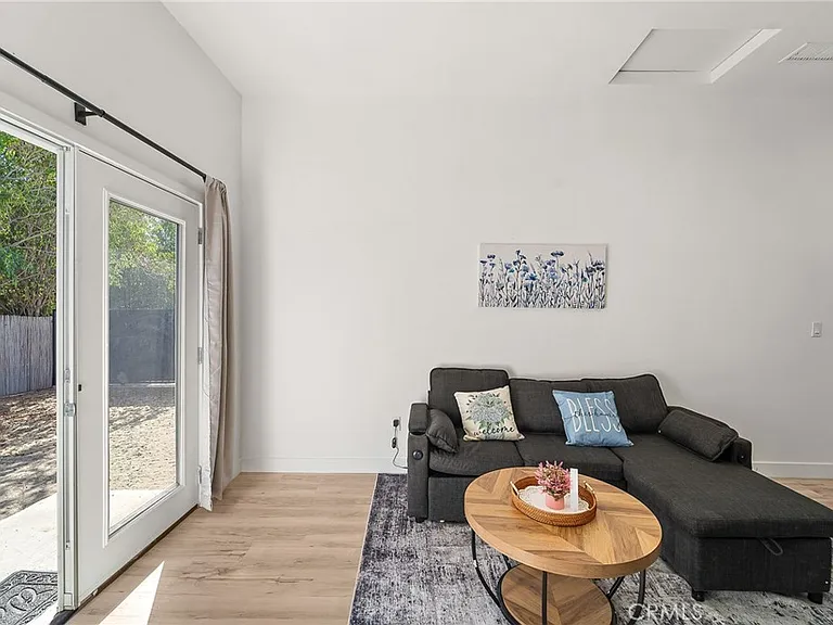 10730 Strathern St — Photo 41