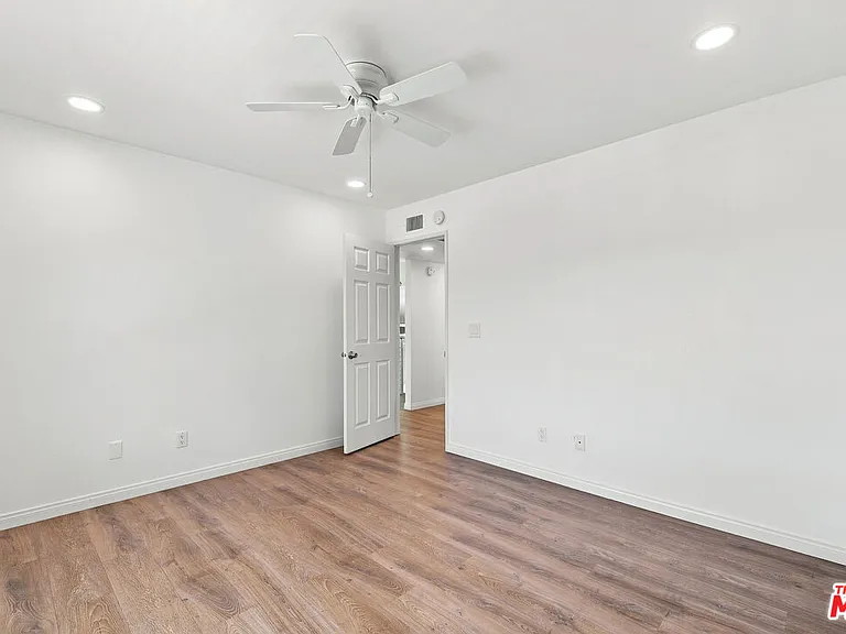 4355 Chaumont Rd — Photo 35