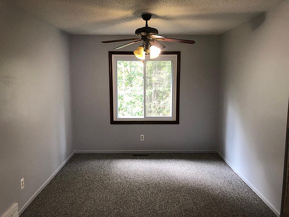 5th image of 4421 Eaglecrest Dr