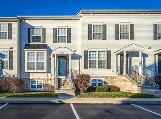 8206 Sugar Magnolia Dr, Blacklick, OH 43004