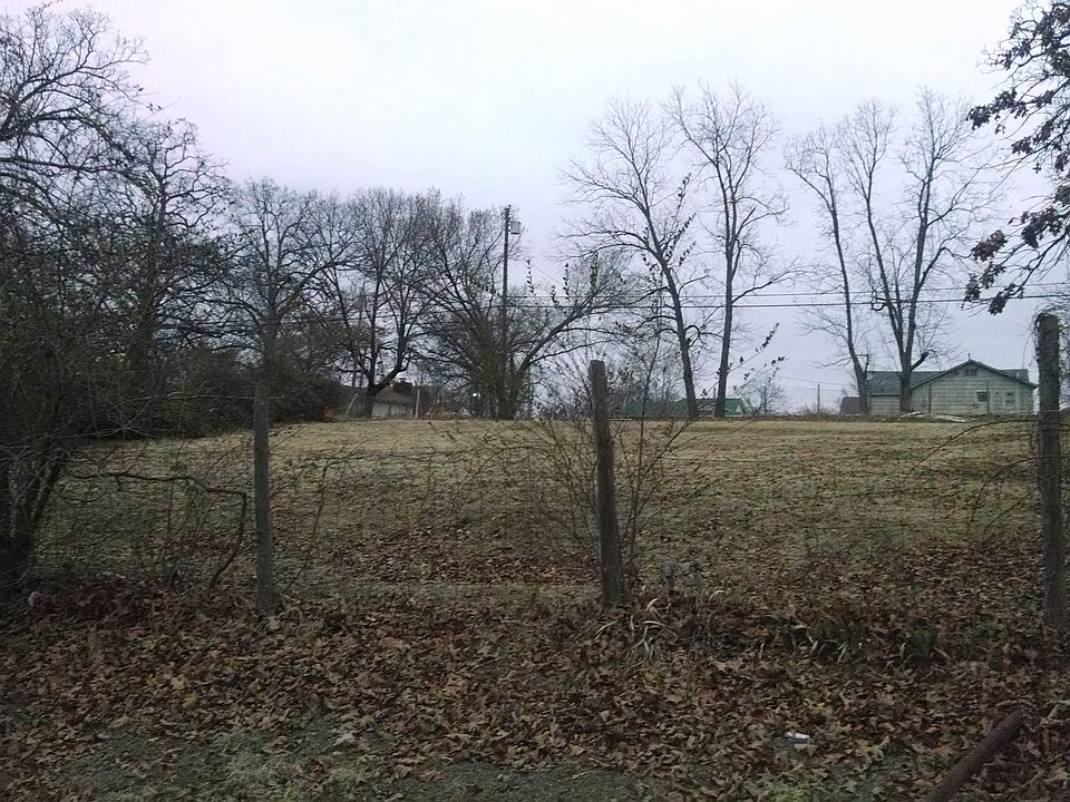 2nd image of 3003 Neis St