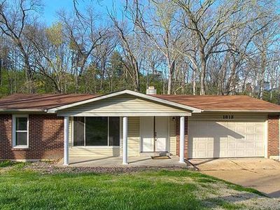 1813 Briarmont Pl, Imperial, MO, 63052