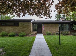 2022 Lakeview Dr, Duluth, MN 55803