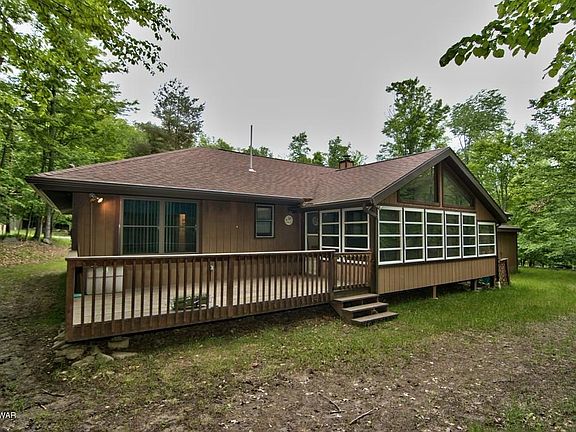 4th image of 163 Parkwood Dr