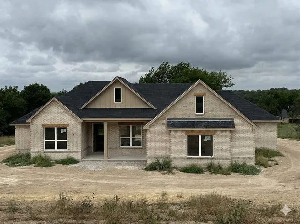 1075 Colt Rd, Springtown, TX 76082
