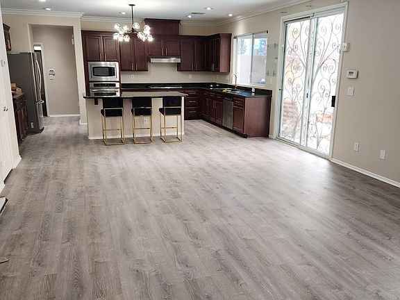 5th image of 9338 Desert Heat Ave