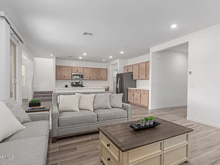 21283 W Edgemont Ave — Photo 7