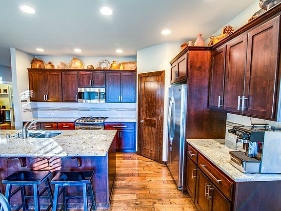 5th image of 1749 Tannerwood Way SE