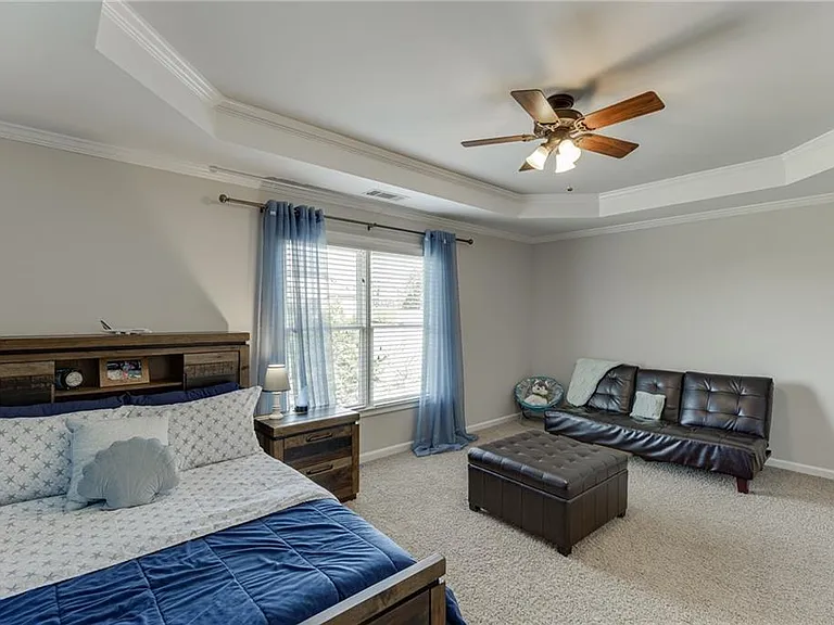 4612 Grandview Pkwy — Photo 37
