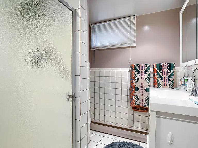 1508 Longs Peak Ave #3 — Photo 6