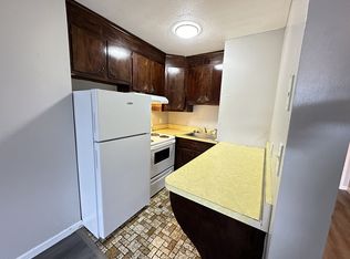 12 W Main St, Plainville, CT 06062