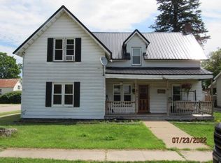 16 Pearl St, Brushton, NY 12916