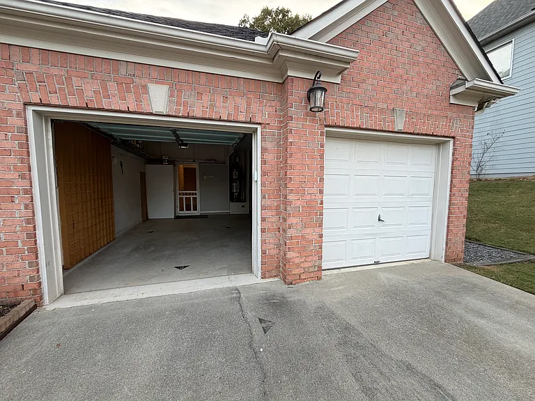 2990 Ridge Oak Dr — Photo 34