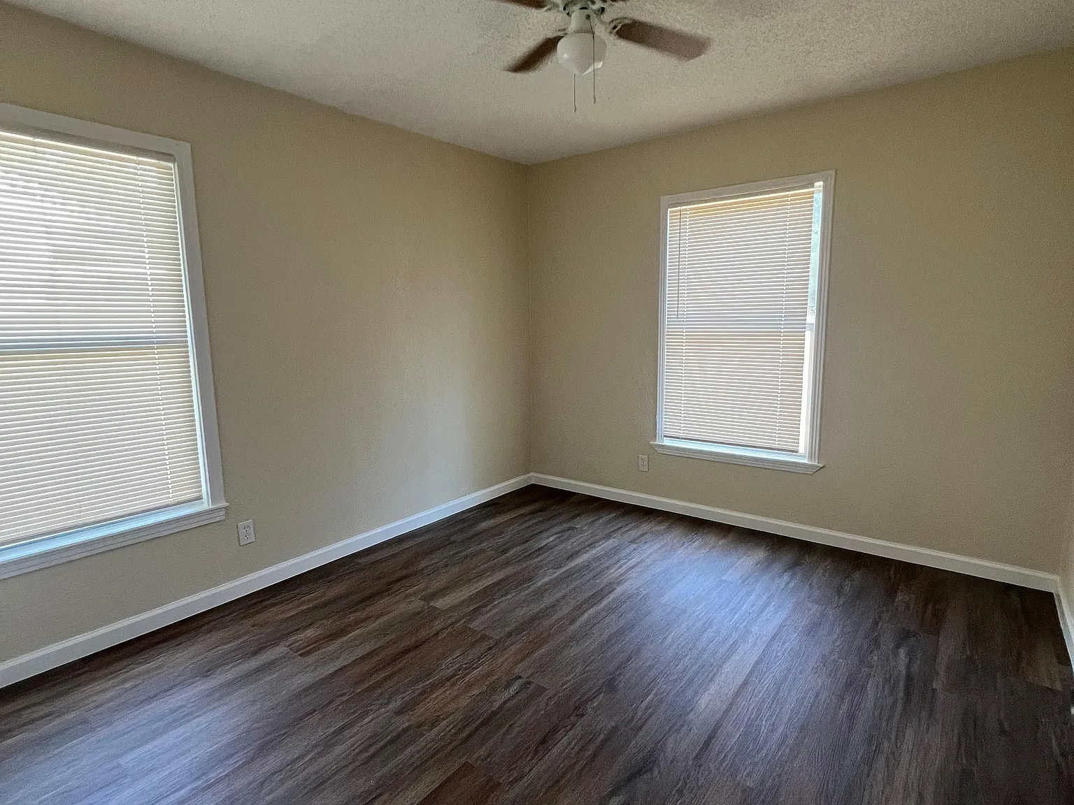 1108 Williamson Drive - . — Photo 3