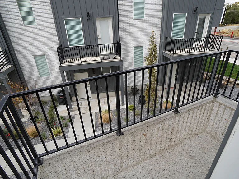 2925 S Highway 89 #11 — Photo 20