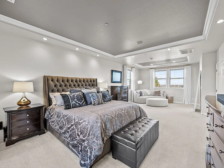 6258 Oxford Peak Ct — Photo 24