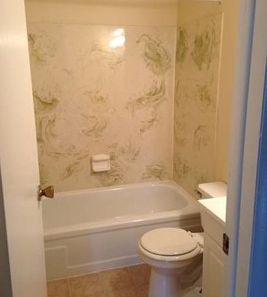 5th image of 1441 Elmore Ct S