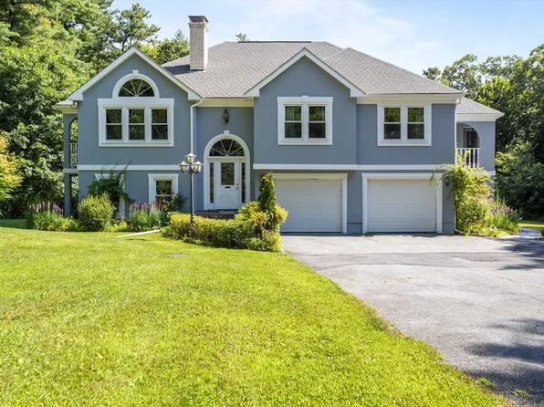 21 Forsythia Ln, Westport, MA 02790