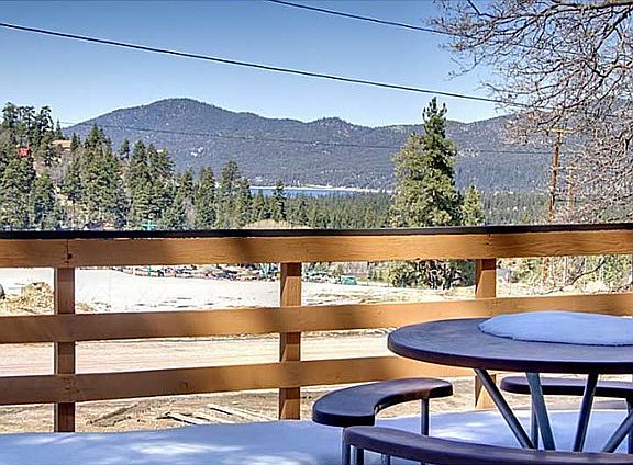 3rd image of 1493 Lassen Dr