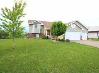 109 Charity Cir, Montrose, MN 55363