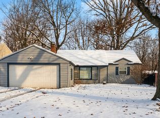 220 Greenvale Dr, South Euclid, OH 44121