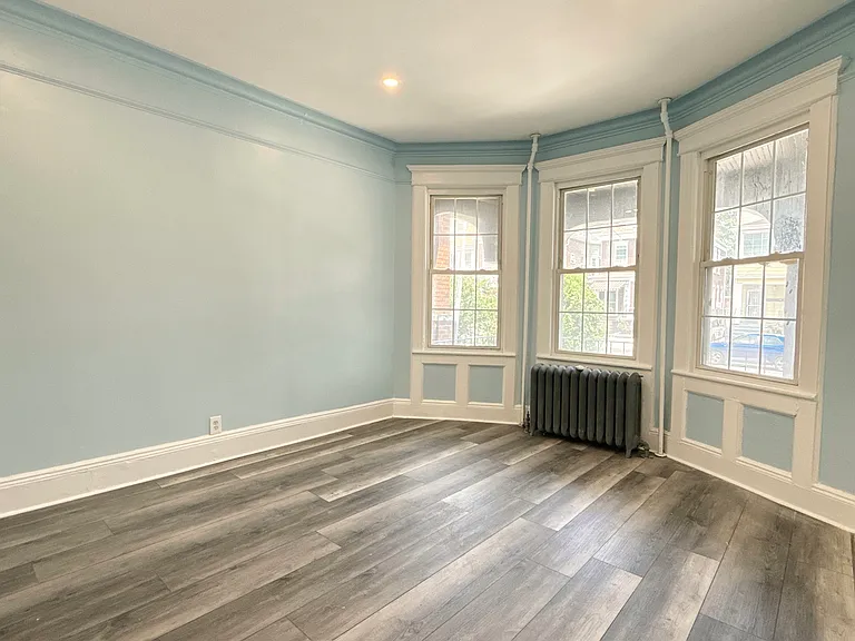 Bedroom #1