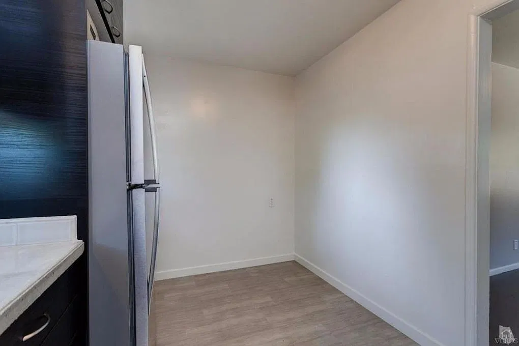 2 bed, 756 sqft, $2,950 — Photo 4