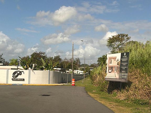 5th image of E 14th St