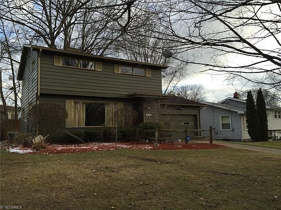 2nd image of 1755 Carnegie Ave