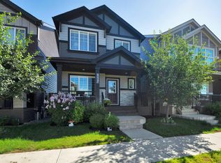648 Orchards Blvd SW, Edmonton, AB T6X 2L4
