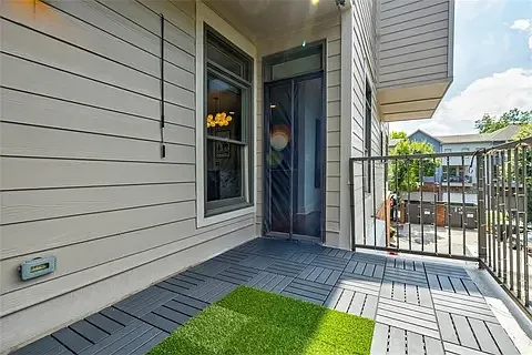 1963 Hosea L Williams Dr SE #210 — Photo 37