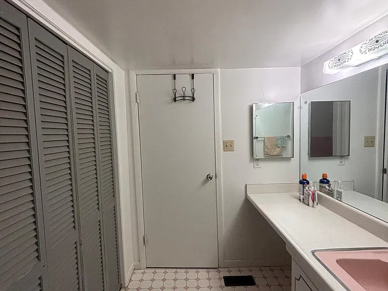 414 Breckenridge St — Photo 21