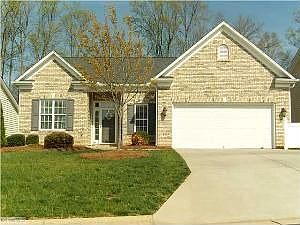 1st image of 4902 Lake Laurel Ct