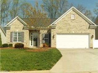 4902 Lake Laurel Ct, Greensboro, NC 27455