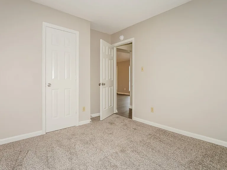 3840 Clarion Dr — Photo 12