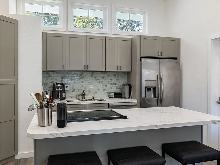 1409 Jefferson Ave #B2 — Photo 1