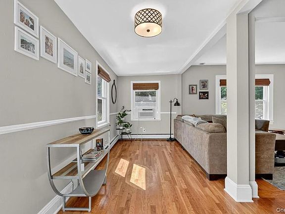 5th image of 34 Ridge Rd