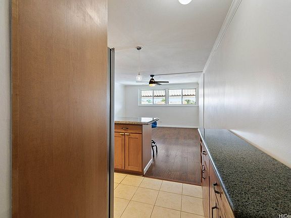 2nd image of 1427 Alexander St APT 207