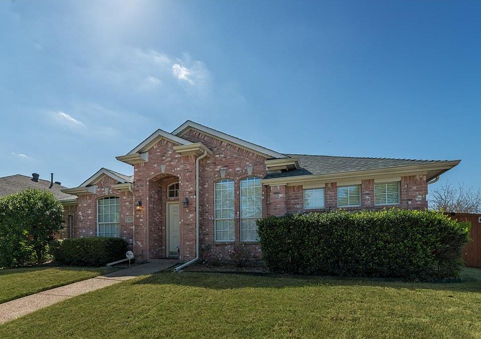 1st image of 1220 Marina Ct