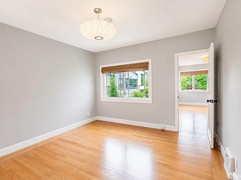 2825 Filbert St — Photo 15