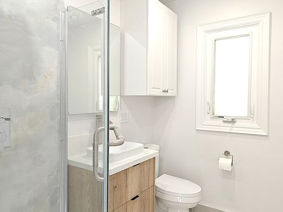3rd image of 9 Mosedale Cres