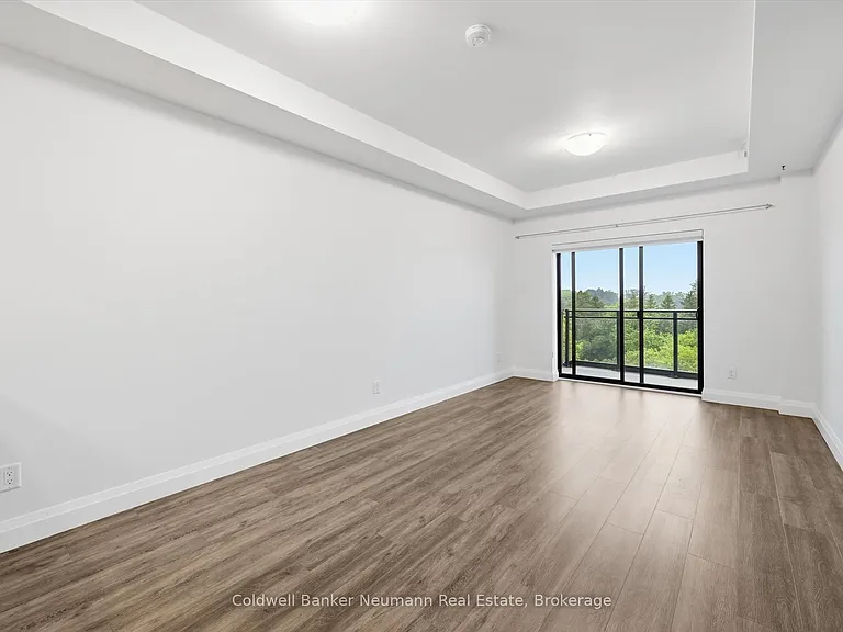 30 Hamilton St S #601 — Photo 13
