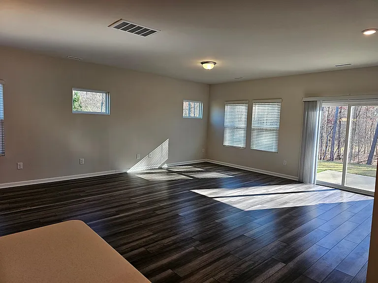 328 Joneshaven Dr — Photo 9